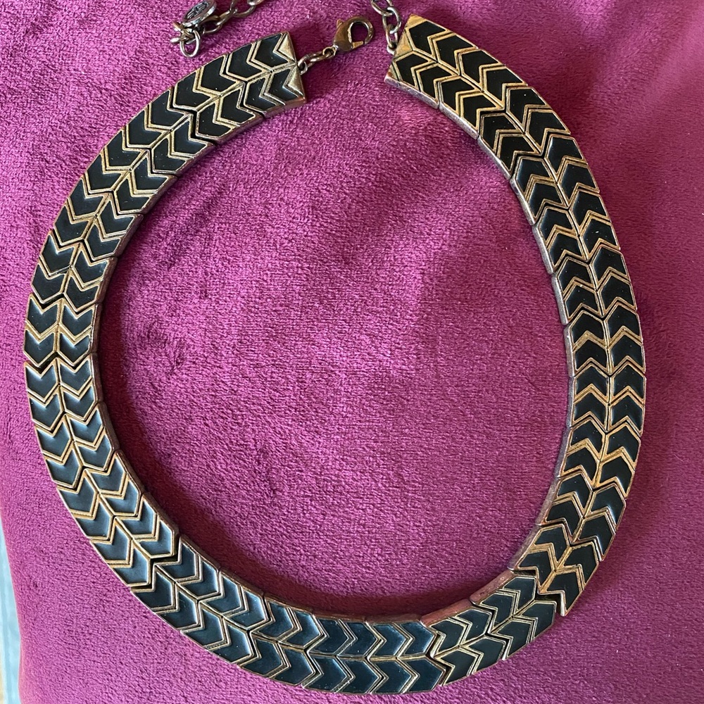 Black and brass chevron collar necklace